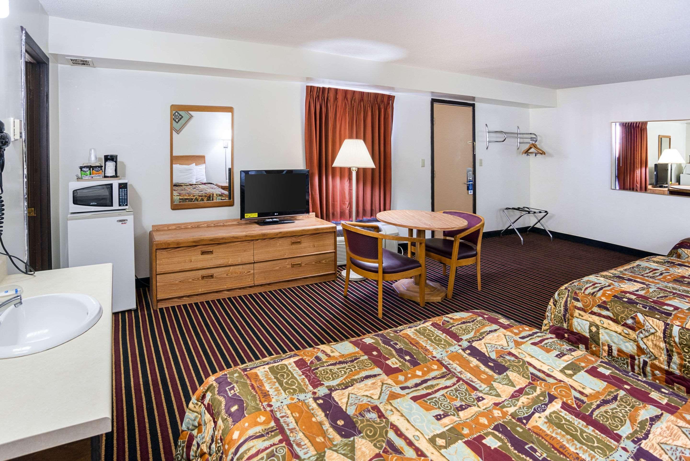 Rodeway Inn & Suites Austin Eksteriør billede